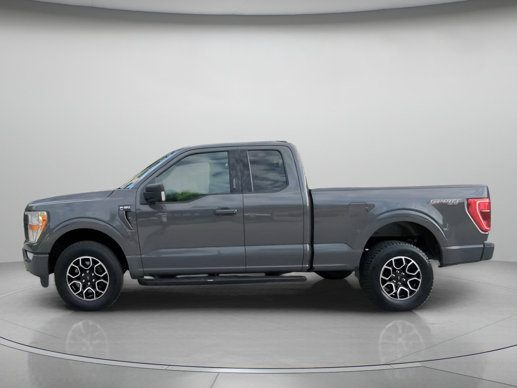 Used 2021 Ford F150 XLT w/ Equipment Group 301A Mid AWD/4WD image 16