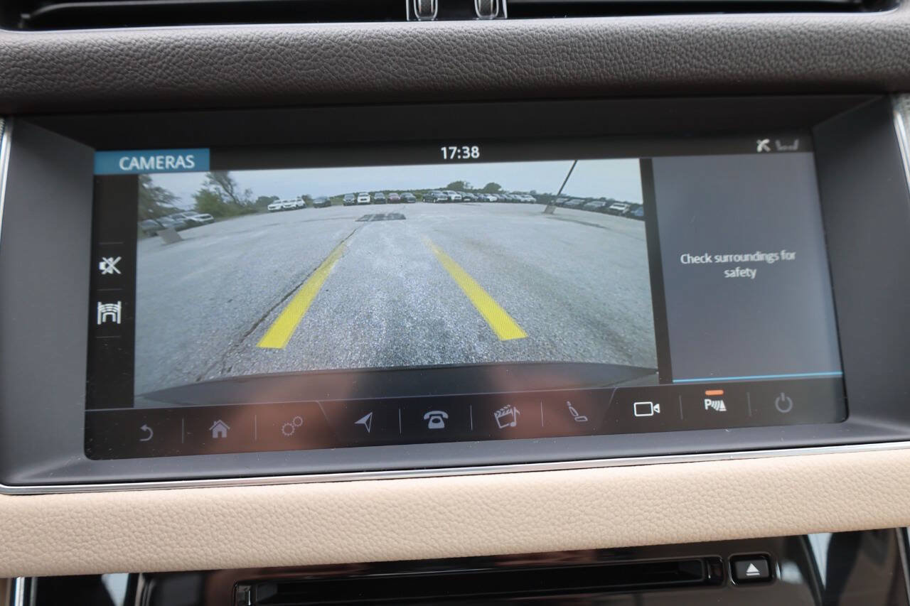 Used 2020 Jaguar XF Prestige AWD/4WD image 23