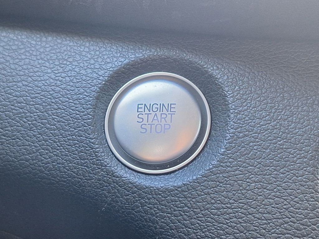 Used 2019 Hyundai Santa Fe Limited image 22