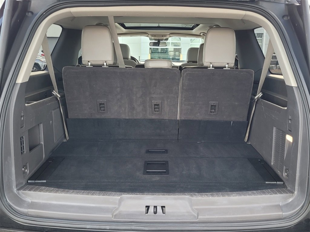 Used 2021 Ford Expedition Max Limited image 14