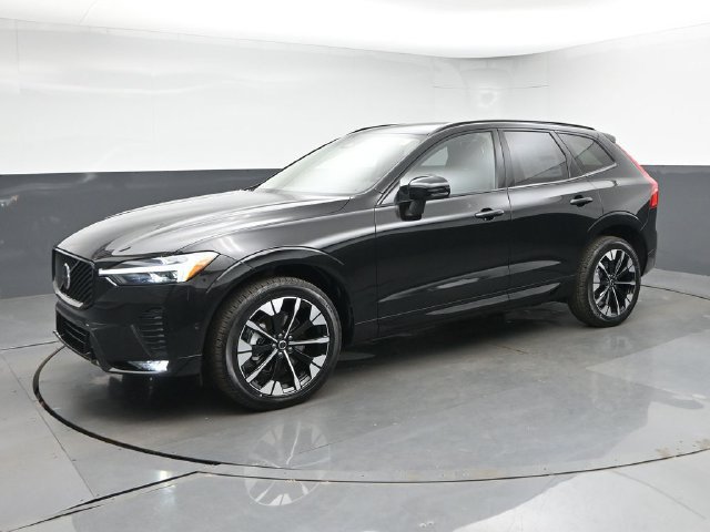 New 2026 Volvo XC60 B5 Plus w/ Climate Package AWD/4WD image 4