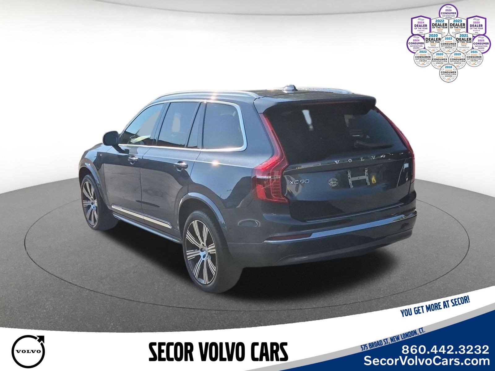 Used 2024 Volvo XC90 T8 Plus w/ Protection Package Premier AWD/4WD image 9