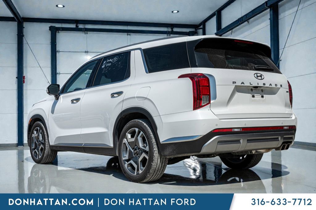 Used 2025 Hyundai Palisade Limited image 32
