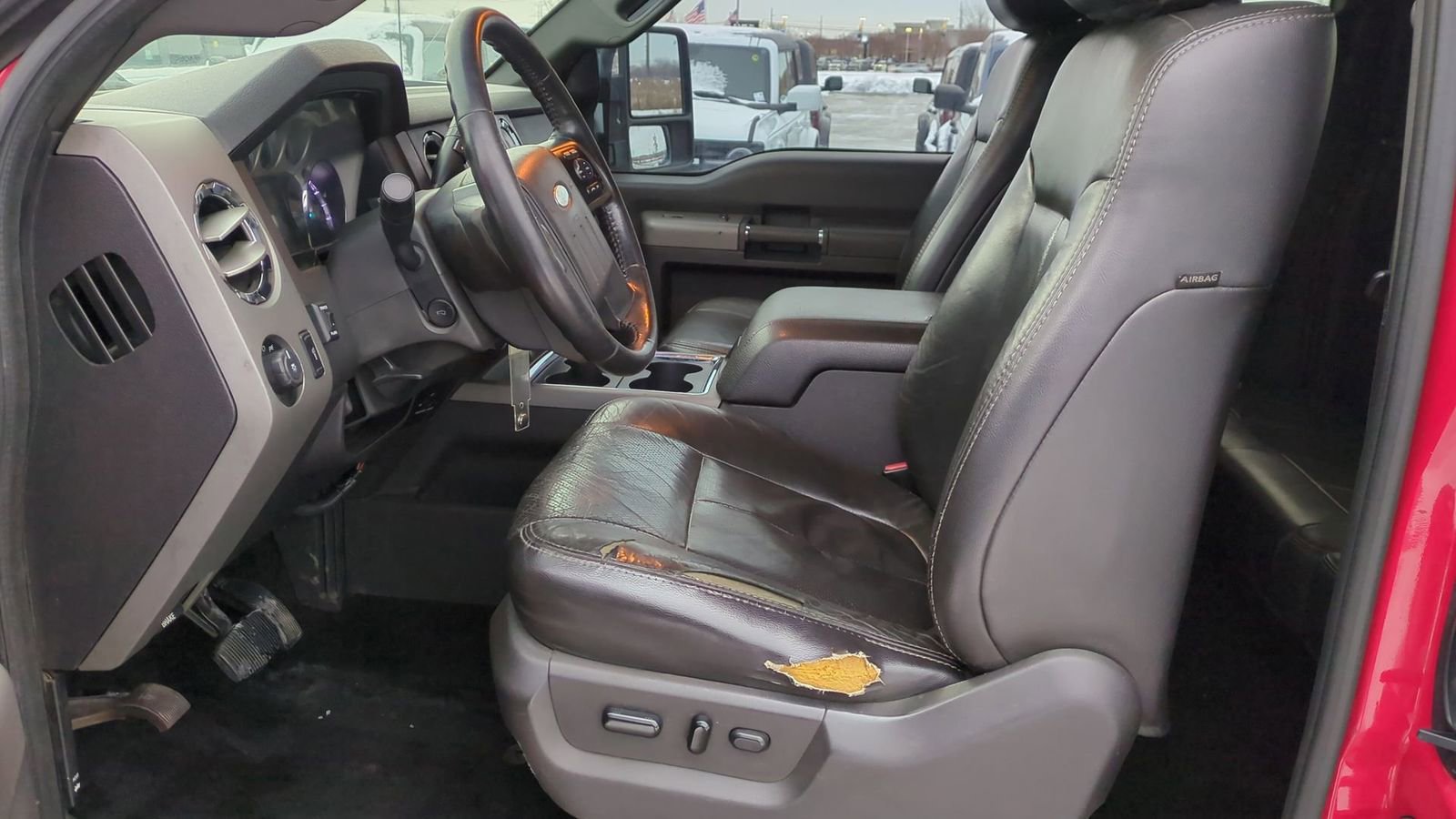 Used 2012 Ford F350 Lariat w/ Chrome Pkg image 15