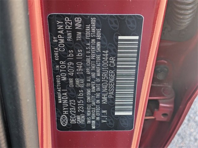 Used 2024 Hyundai Elantra Limited image 38