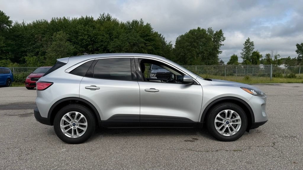 Used 2020 Ford Escape SE FWD image 10