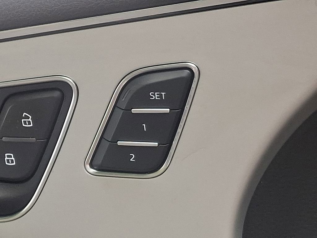 Used 2019 Audi Q7 2.0T Premium Plus w/ Premium Plus Package image 23