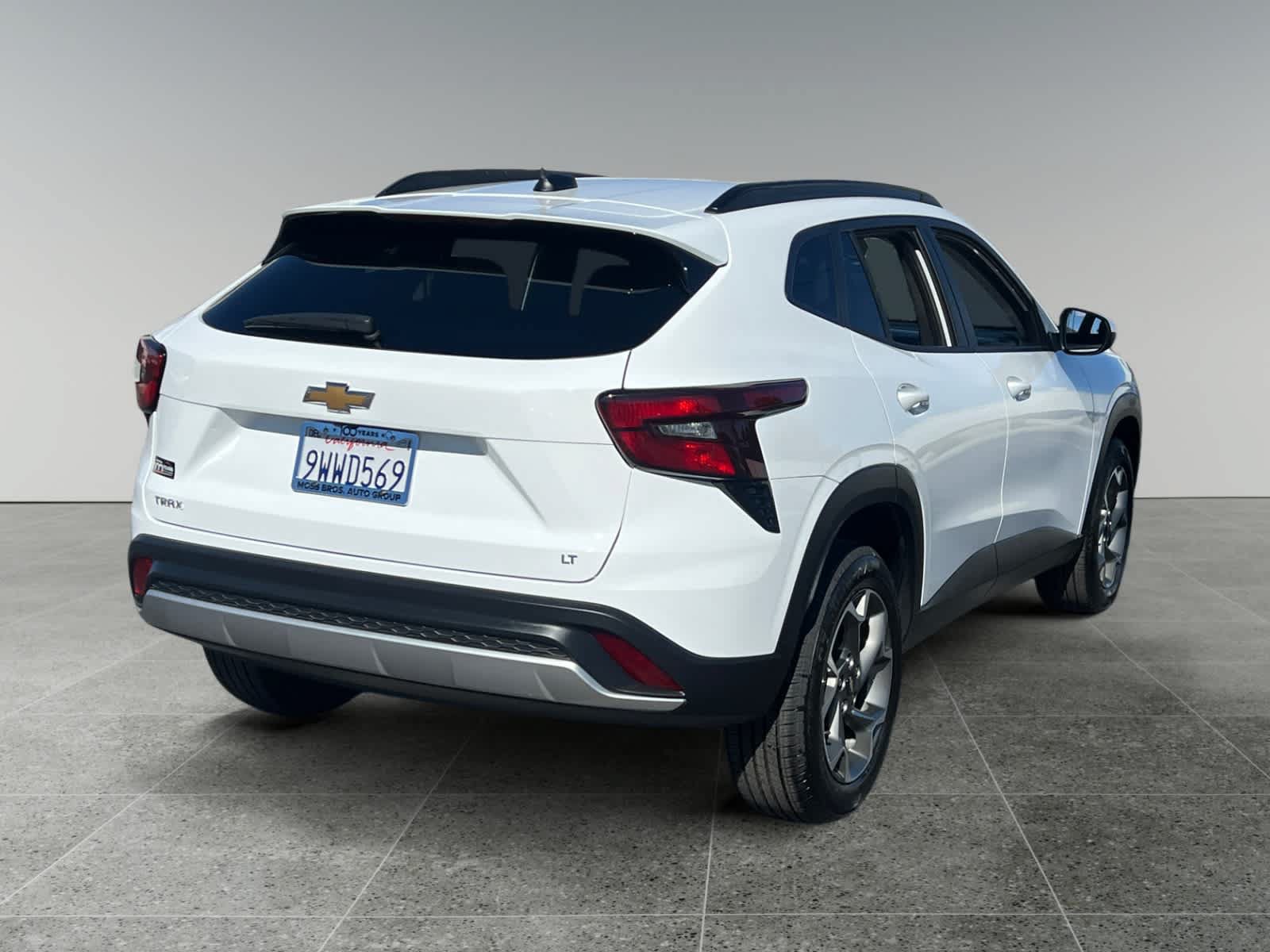 Used 2026 Chevrolet Trax LT FWD image 5