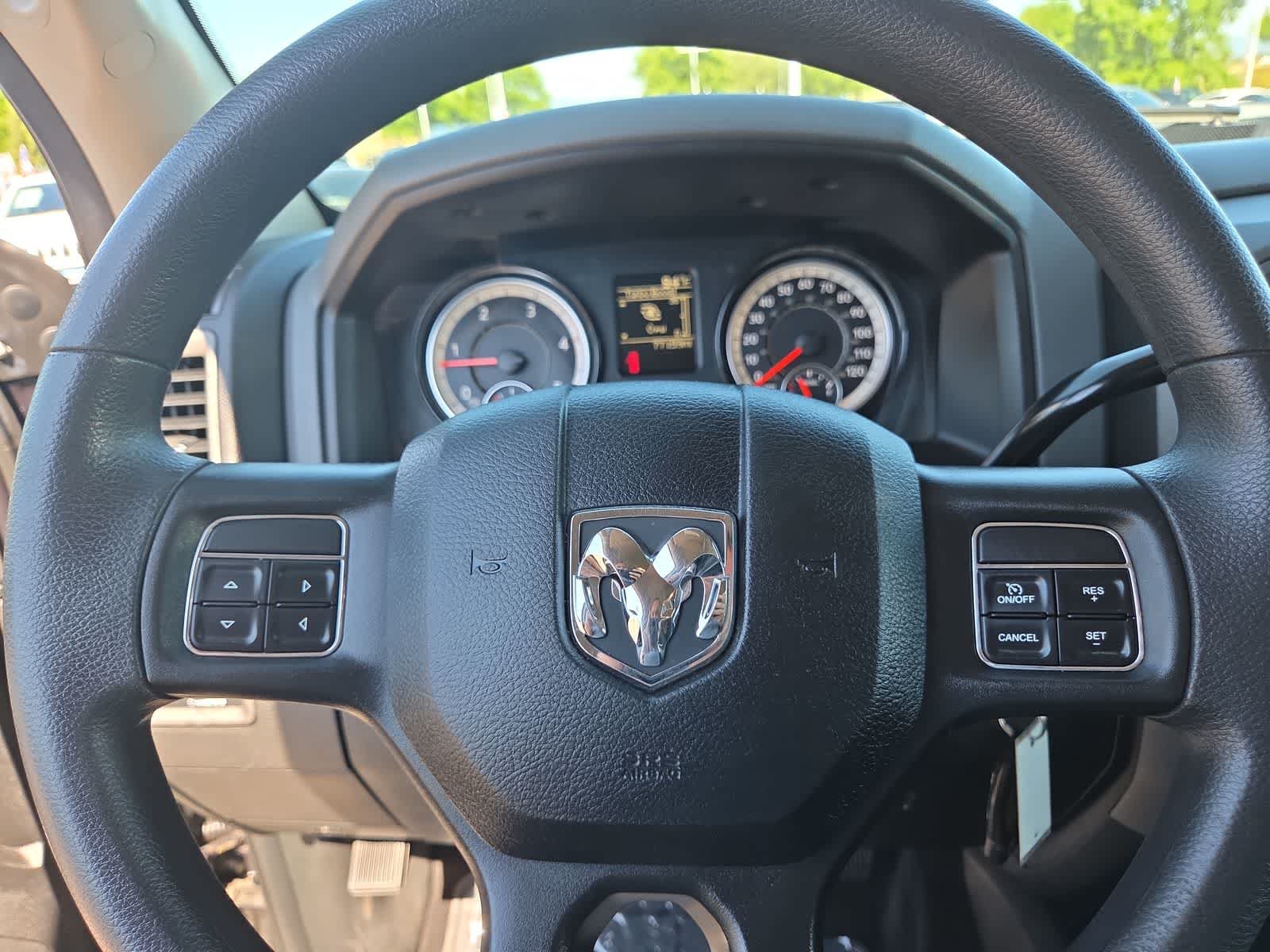Used 2018 RAM 2500 ST AWD/4WD image 23