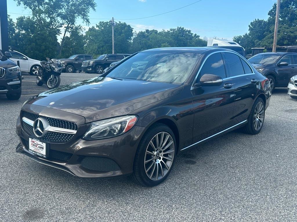 Used 2015 Mercedes-Benz C 300 4MATIC Sedan image 2