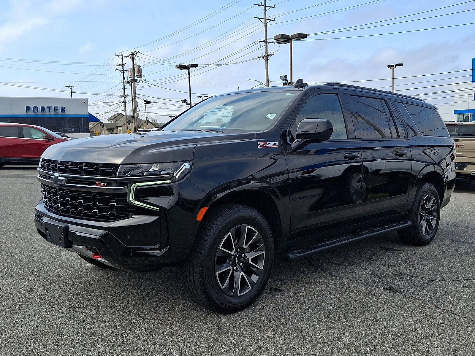 Used 2022 Chevrolet Suburban Z71 AWD/4WD image 3