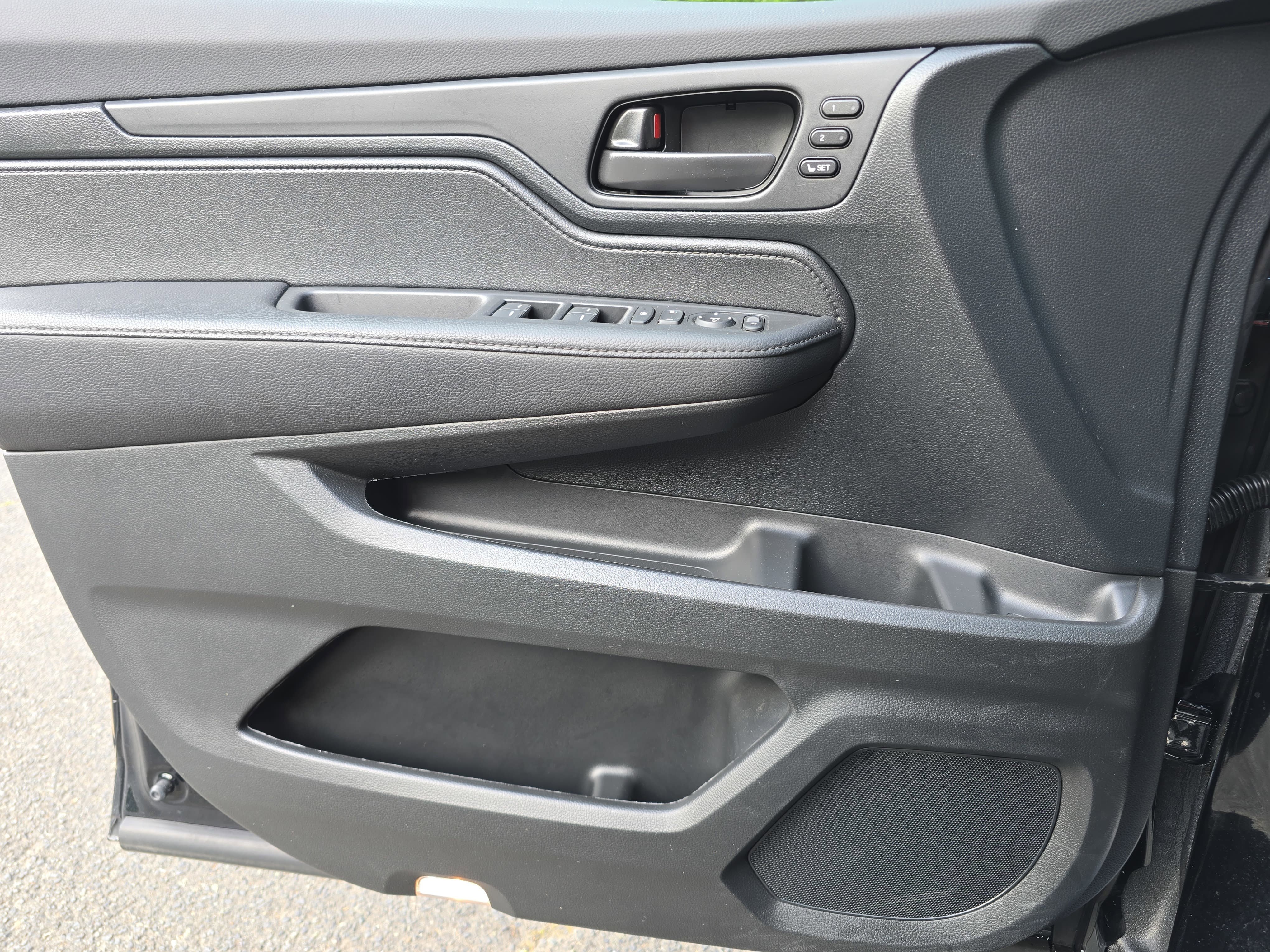 Used 2024 Honda Odyssey EX-L image 28
