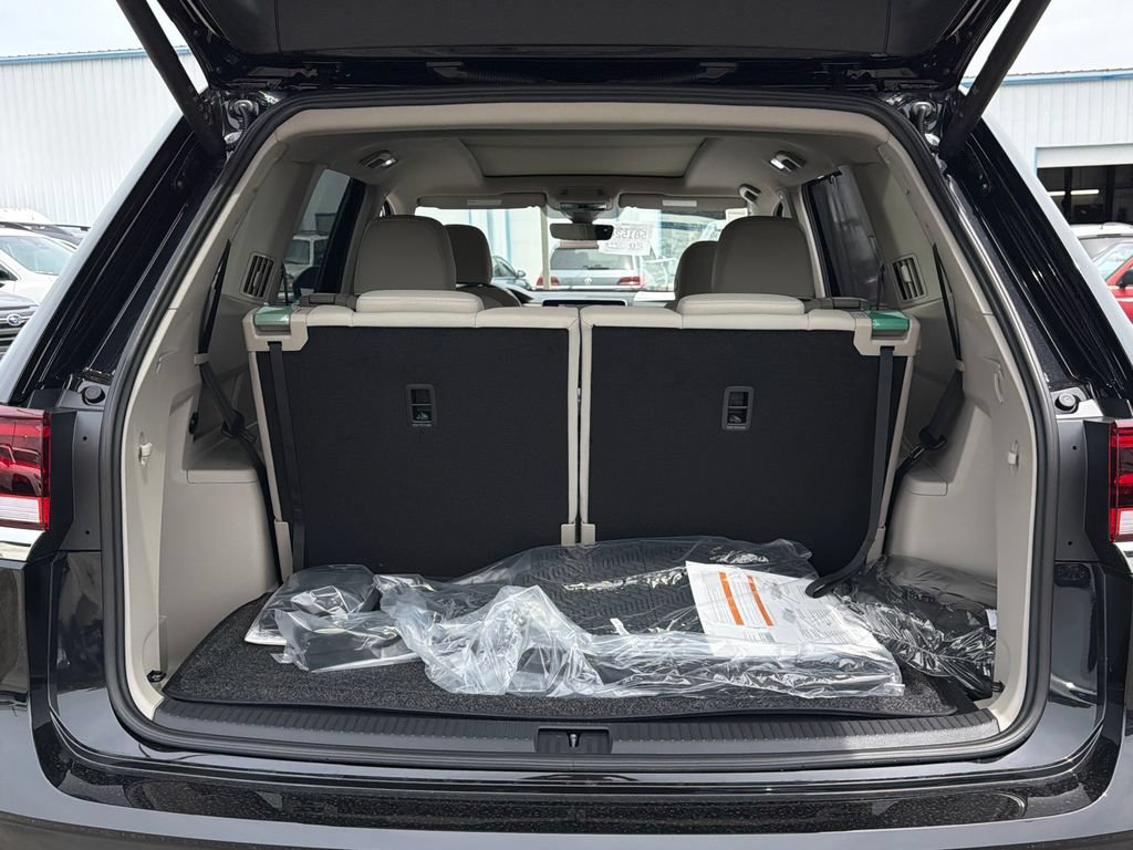 New 2026 Volkswagen Atlas SEL Premium R-Line AWD/4WD image 22