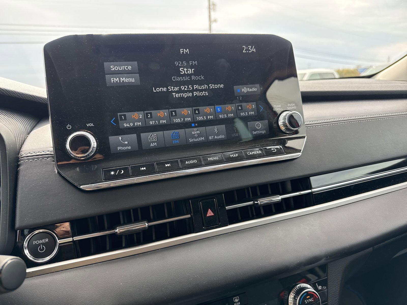 Used 2023 Mitsubishi Outlander SEL image 15