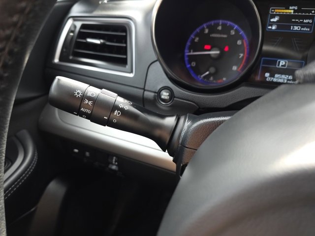 Used 2017 Subaru Legacy 2.5i Premium image 14