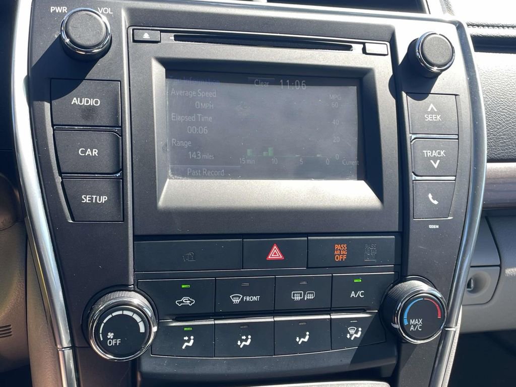 Used 2017 Toyota Camry LE FWD image 18