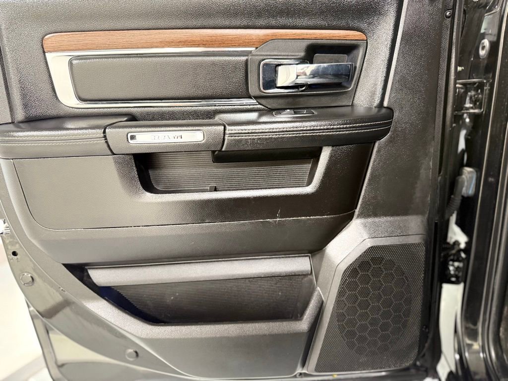 Used 2018 RAM 3500 Laramie AWD/4WD image 21