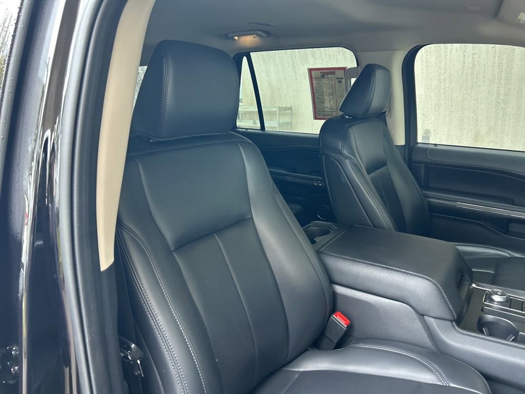 Used 2024 Ford Expedition Max XLT AWD/4WD image 22