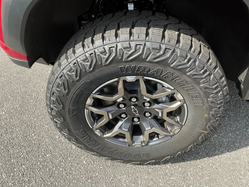 New 2026 Chevrolet Colorado ZR2 w/ Technology Package image 26