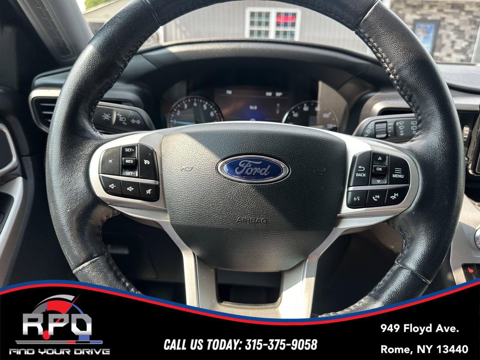 Used 2021 Ford Explorer XLT AWD/4WD image 18