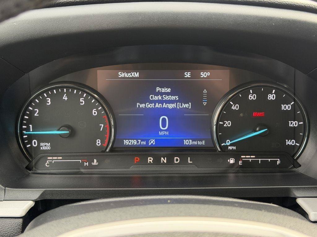 Used 2023 Ford Explorer XLT AWD/4WD image 15