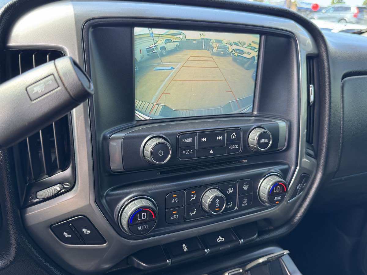 Used 2018 Chevrolet Silverado 1500 LT w/ All Star Edition RWD image 30