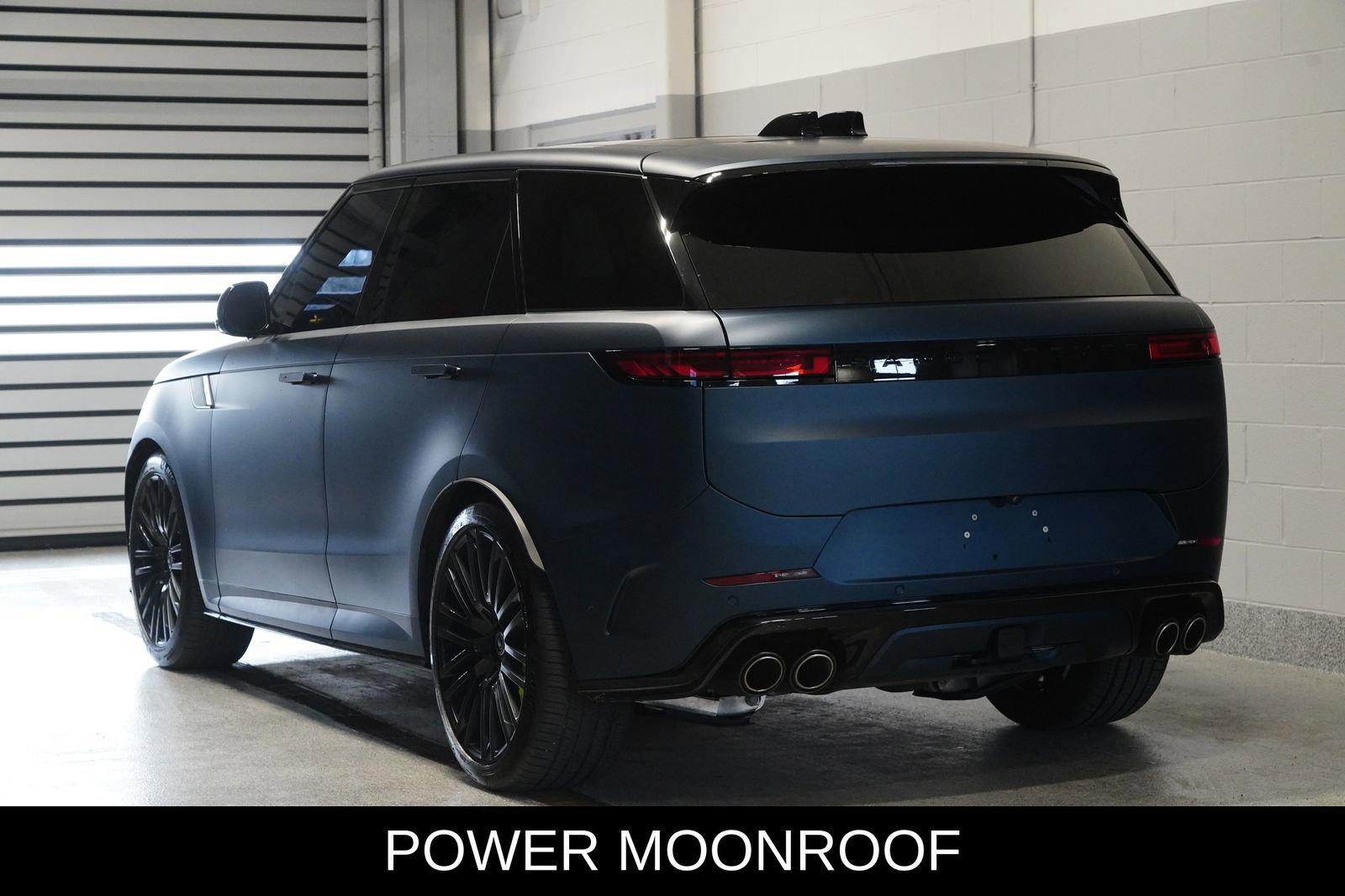 Used 2025 Land Rover Range Rover Sport SV Edition Two AWD/4WD image 4