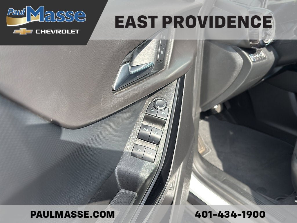 Certified 2025 Chevrolet Equinox LT w/ Convenience Package II AWD/4WD image 9