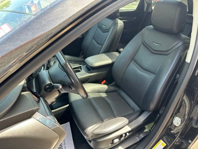 Used 2019 Cadillac XT5 Premium Luxury w/ Driver Assist Package AWD/4WD image 9