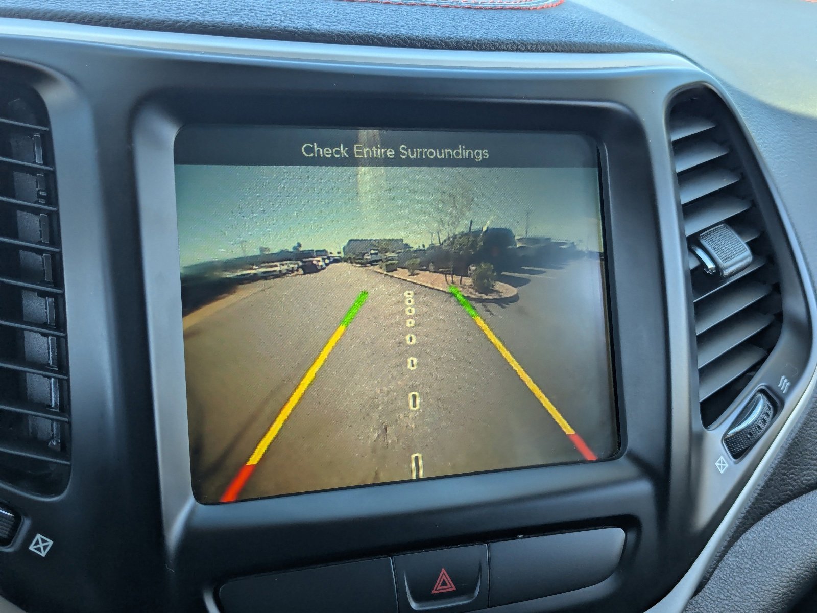 Used 2017 Jeep Cherokee Trailhawk w/ Cold Weather Group image 23