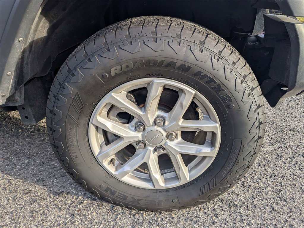 Used 2023 Jeep Wrangler Sport S image 11