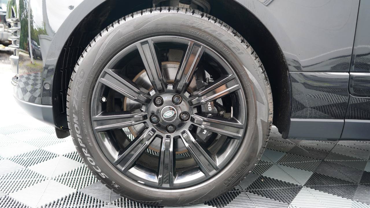 Used 2020 Land Rover Range Rover HSE AWD/4WD image 34