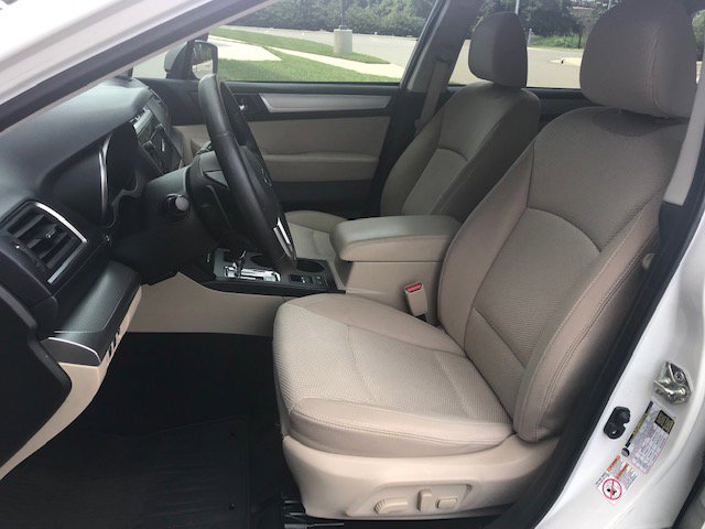 Used 2017 Subaru Outback 2.5i Premium AWD/4WD image 6