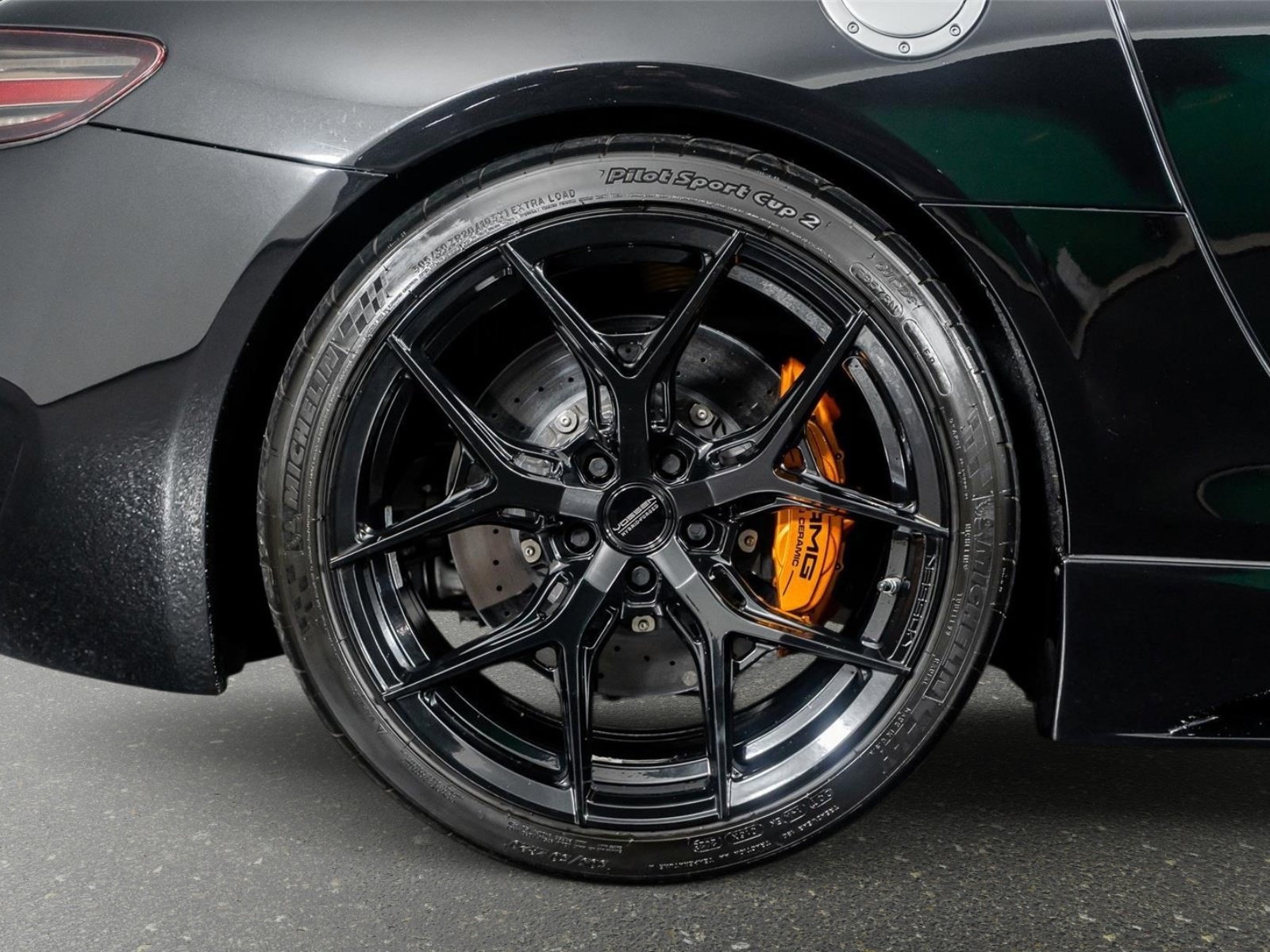 Used 2011 Mercedes-Benz SLS AMG Coupe image 9