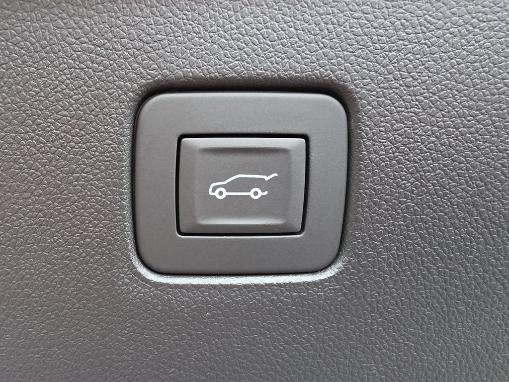 New 2026 Buick Envista Sport Touring w/ Convenience I Package FWD image 16