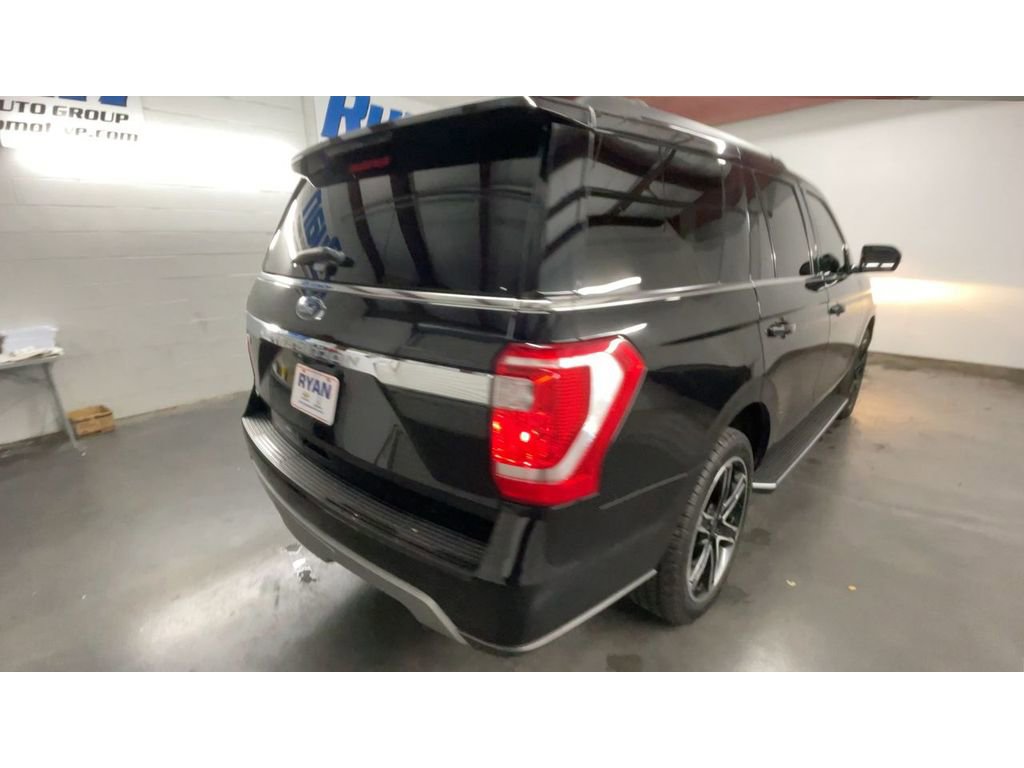 Used 2021 Ford Expedition XLT image 8