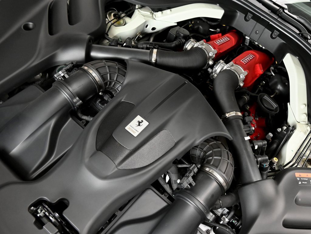 Used 2024 Ferrari Roma image 25