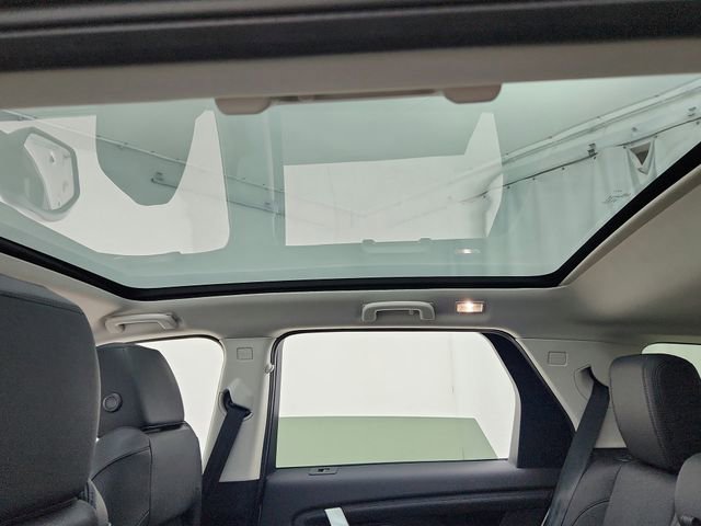 Certified 2025 Land Rover Discovery Sport S image 26