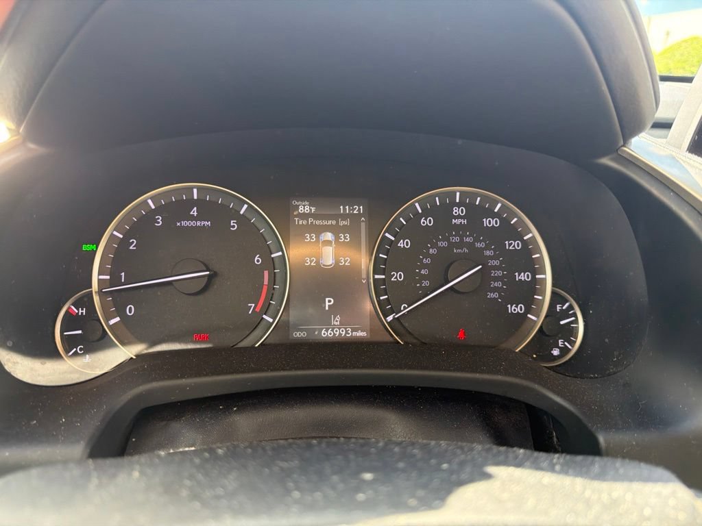 Used 2021 Lexus RX 350L FWD w/ Premium Package image 20