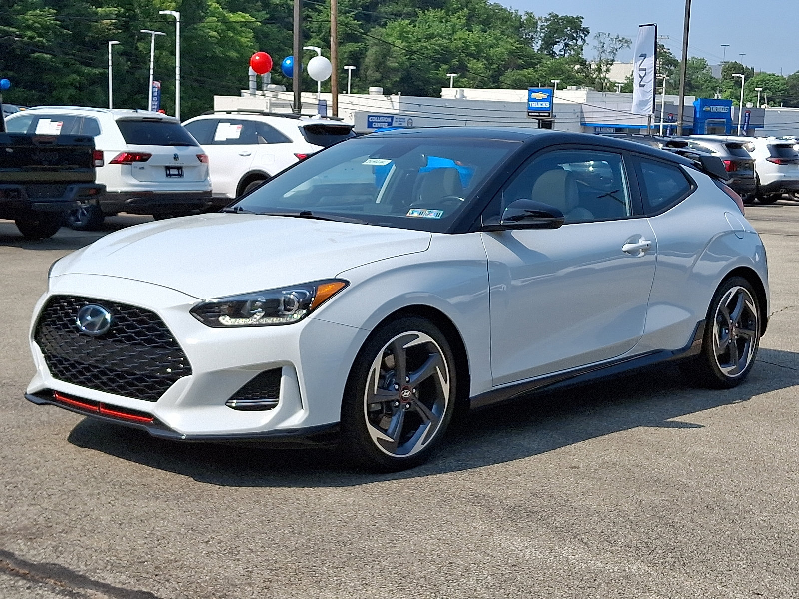 Used 2020 Hyundai Veloster Turbo Ultimate FWD image 3