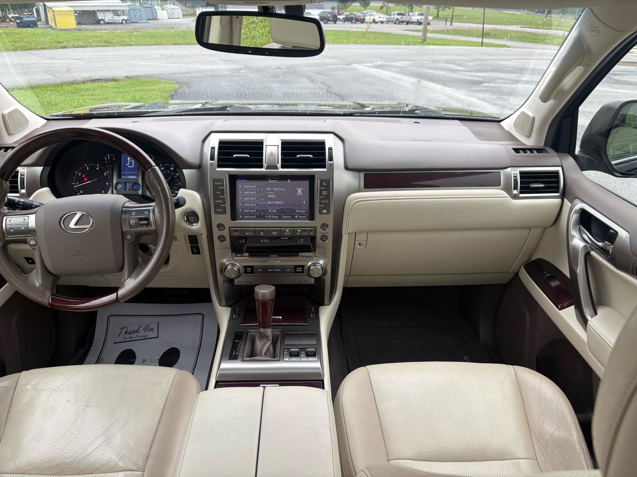 Used 2017 Lexus GX 460 Premium w/ Premium Package AWD/4WD image 25