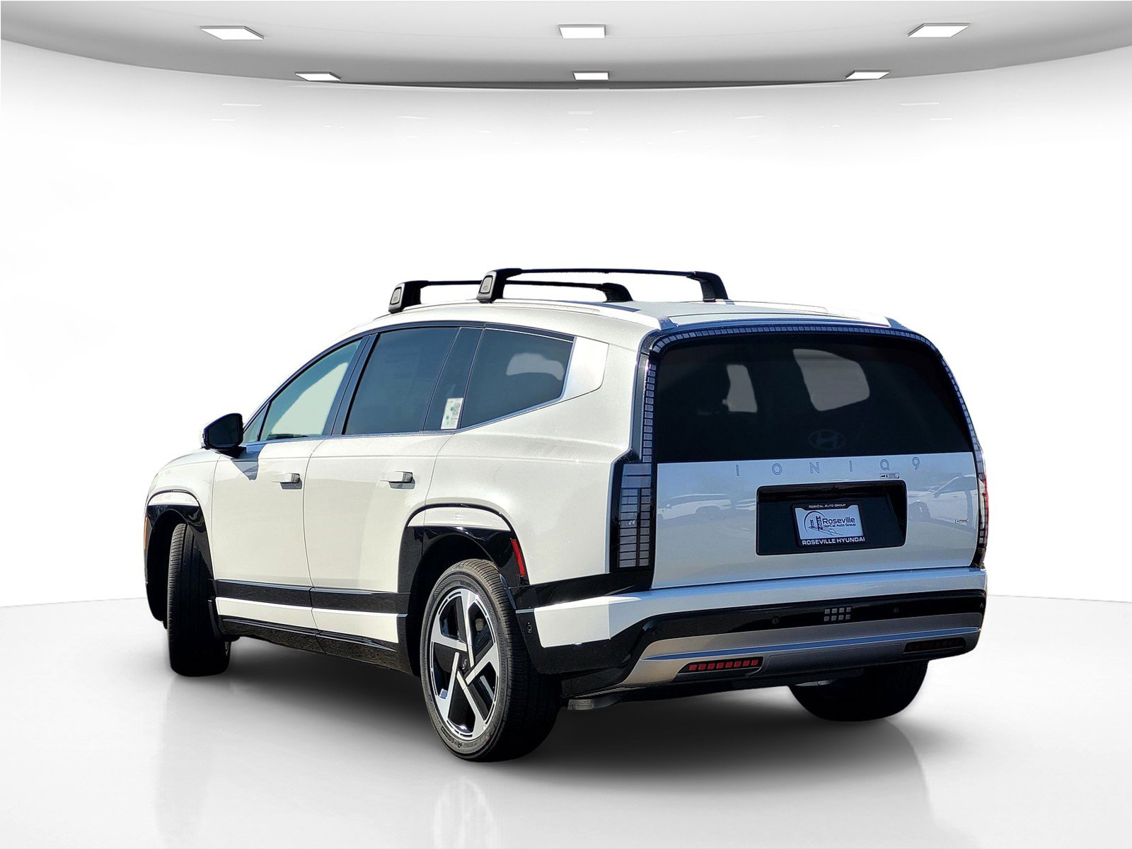 New 2026 Hyundai Ioniq 9 Limited image 5