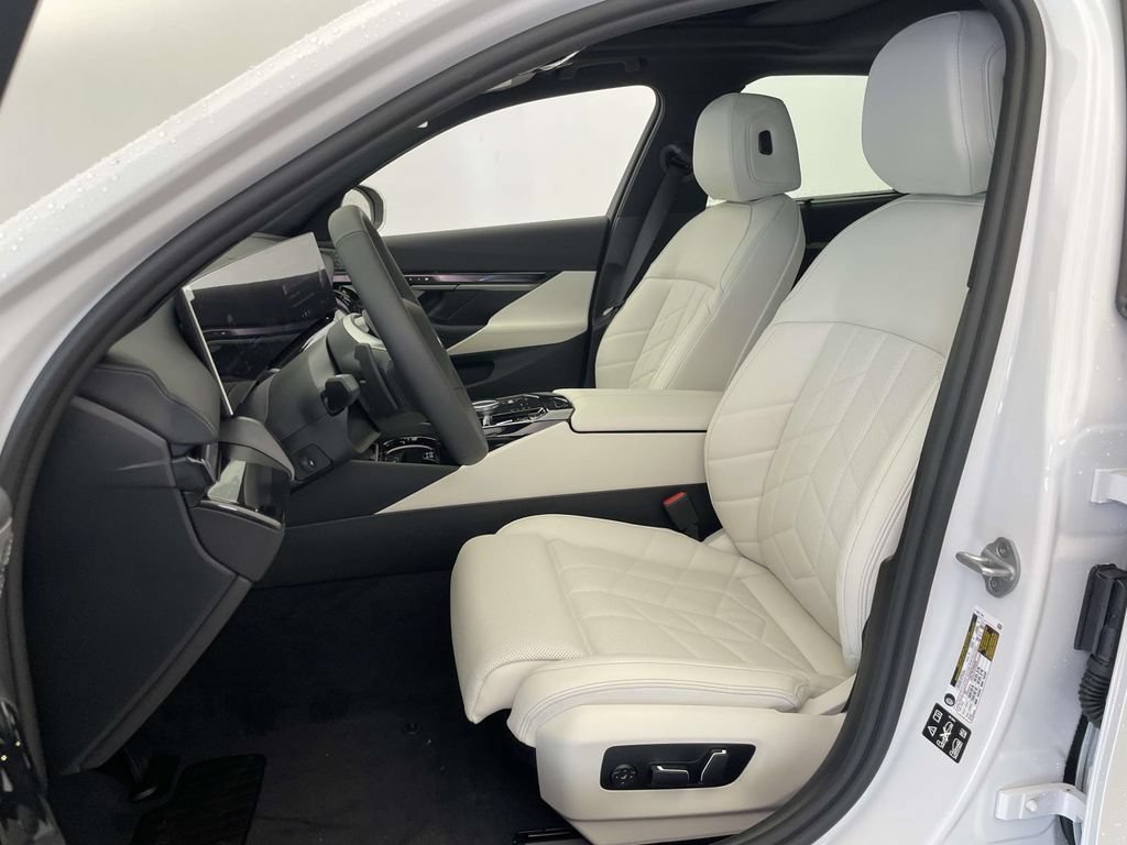 New 2027 BMW 530i xDrive AWD/4WD image 13