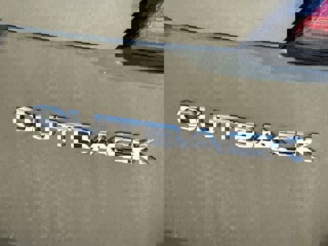 Certified 2025 Subaru Outback Limited image 20