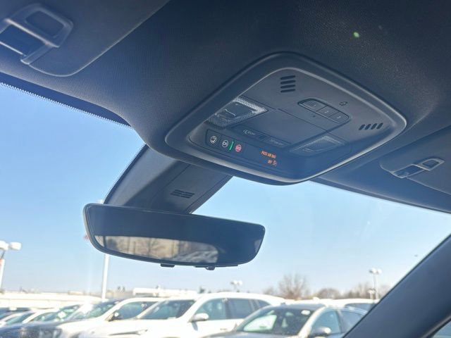 Certified 2023 Chevrolet Traverse RS w/ LPO, Floor Liner Package image 33