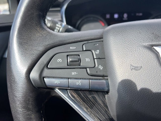 Used 2022 Cadillac XT6 Premium Luxury w/ Technology Package image 22