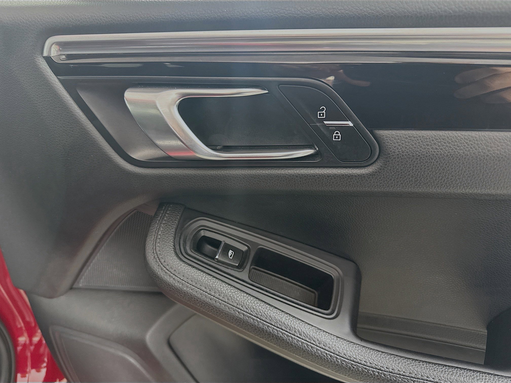 Used 2021 Porsche Macan image 29