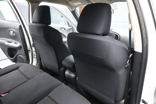 Used 2014 Nissan Juke S FWD image 12
