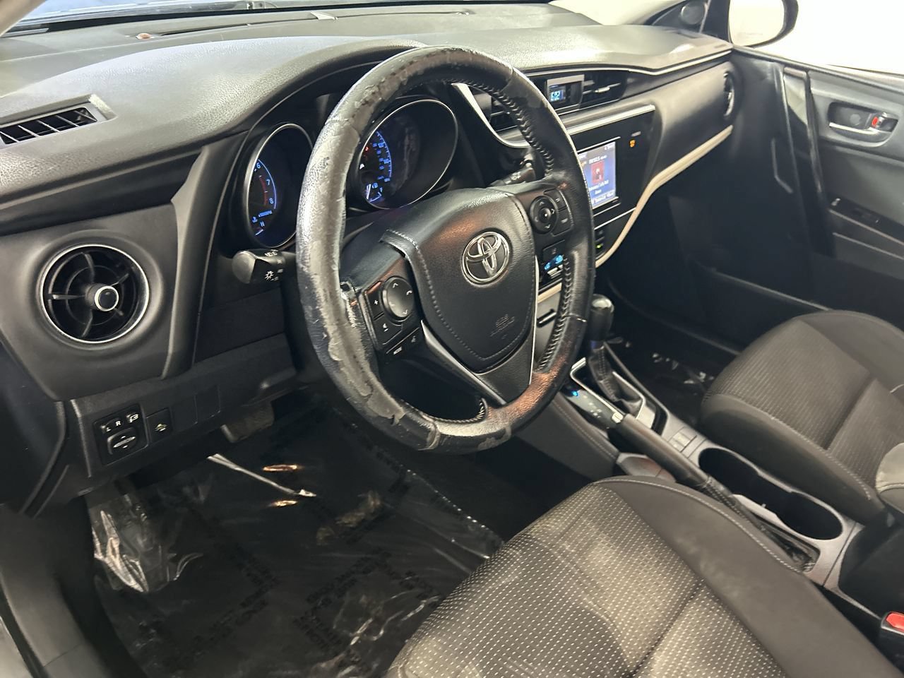 Used 2017 Toyota Corolla iM FWD image 12