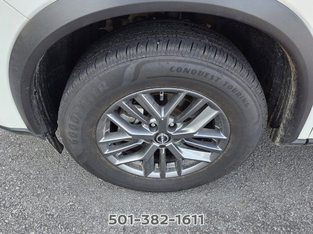 Used 2025 Nissan Rogue S AWD/4WD image 18